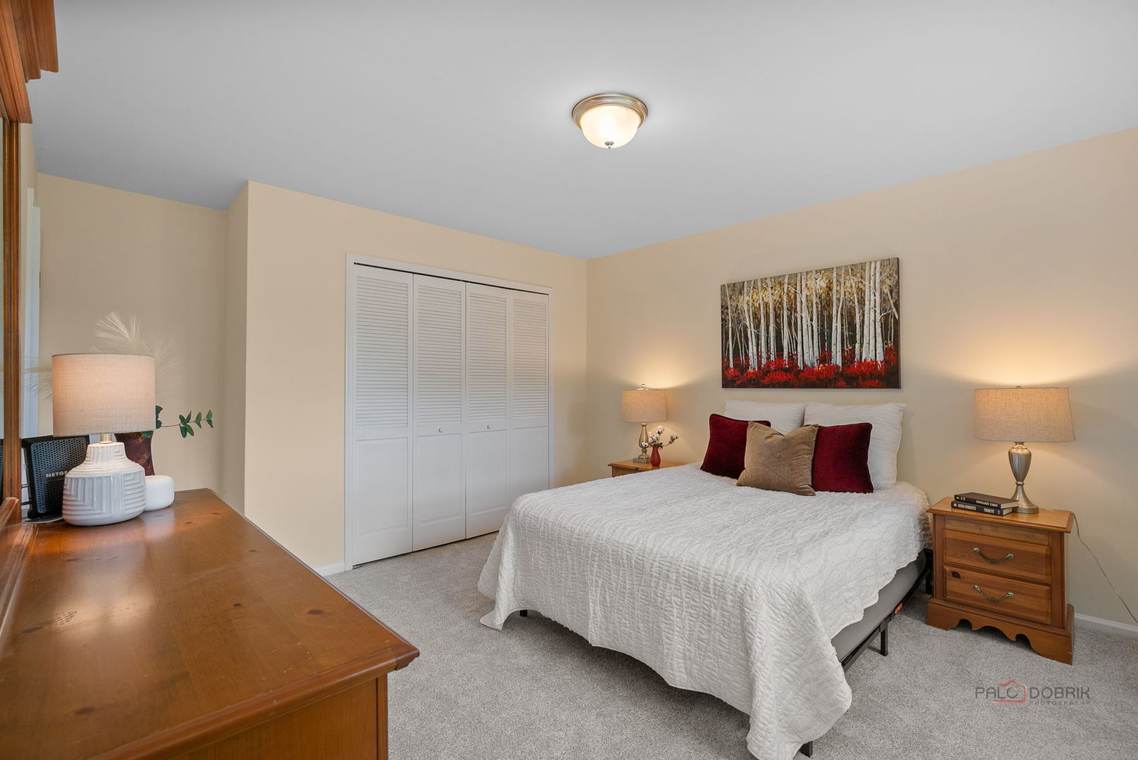 212 Londonderry Court, Mundelein, IL 60060
