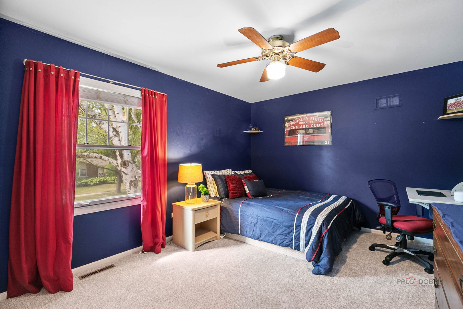 212 Londonderry Court, Mundelein, IL 60060