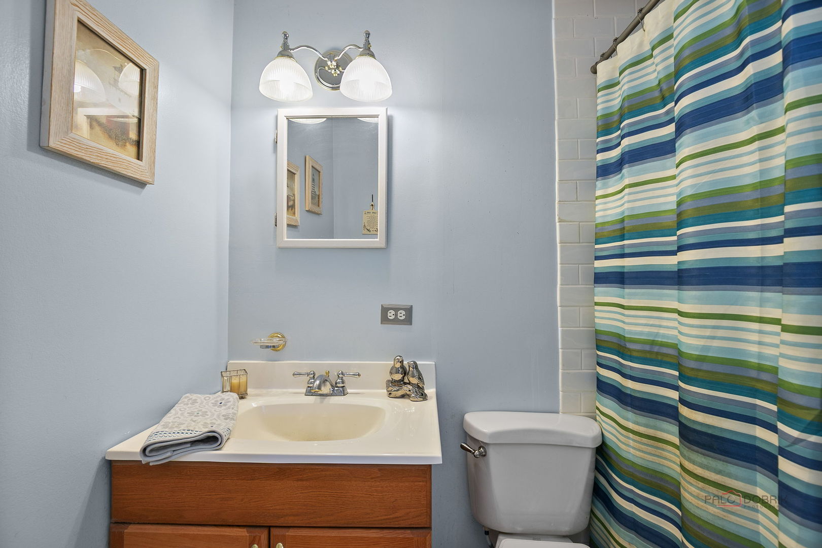 212 Londonderry Court, Mundelein, IL 60060