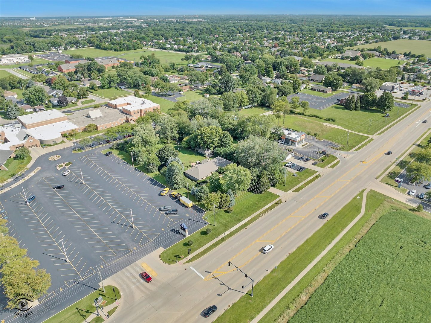 15707 Division Street, Plainfield, IL 60544