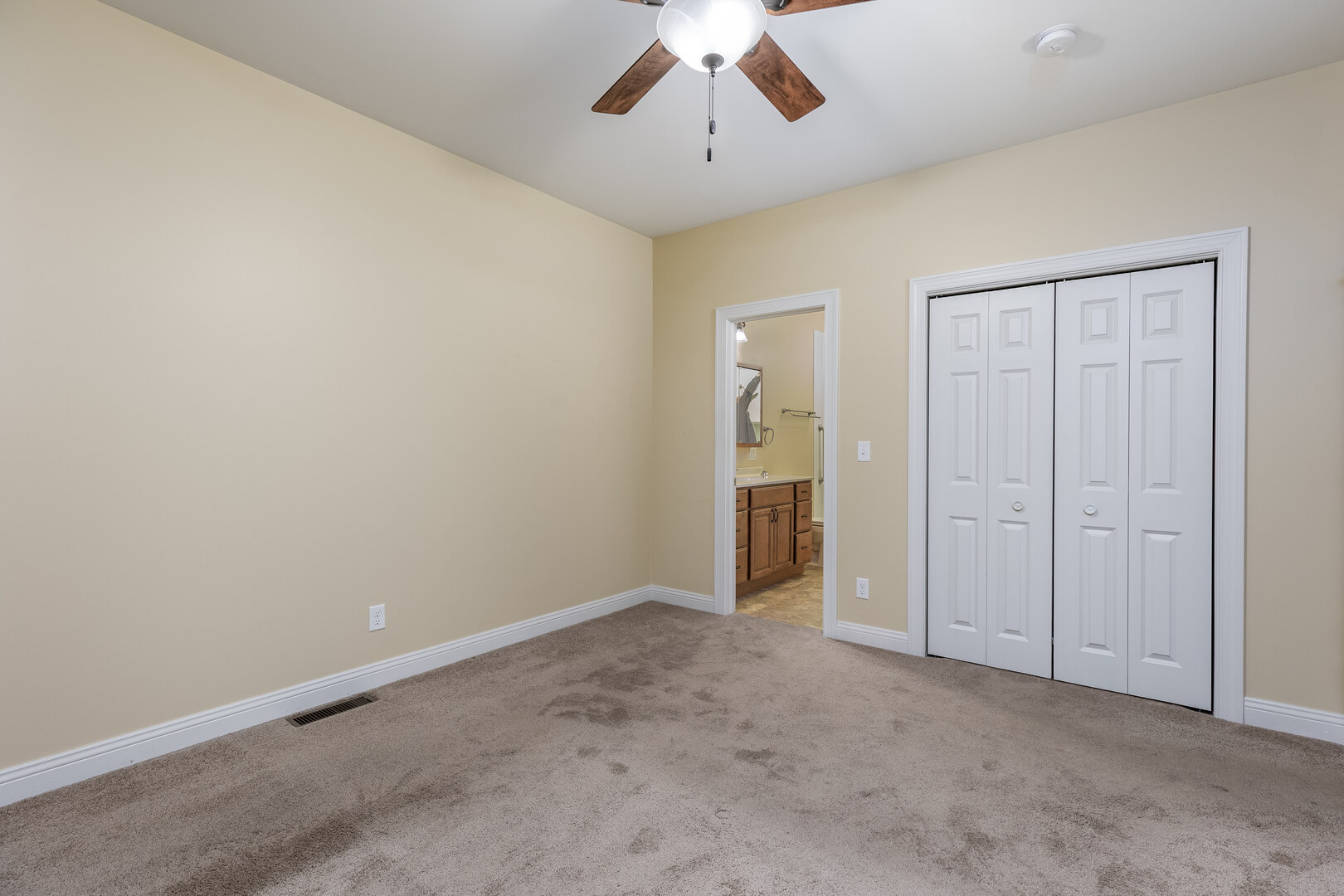 2609 Reynolds Manor Court, Ottawa, IL 61350