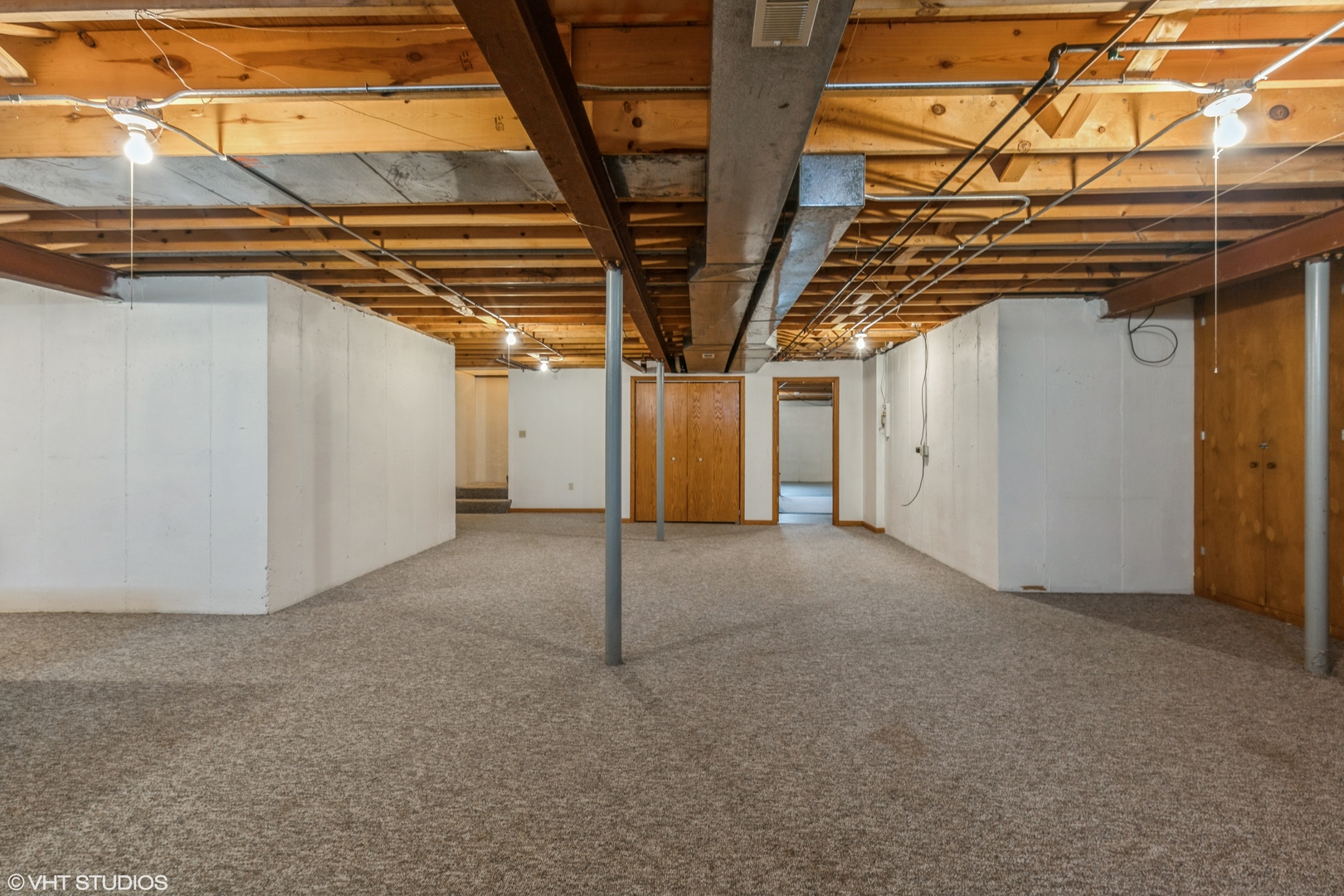 1440 Brandywine Drive, Munster, IN 46321