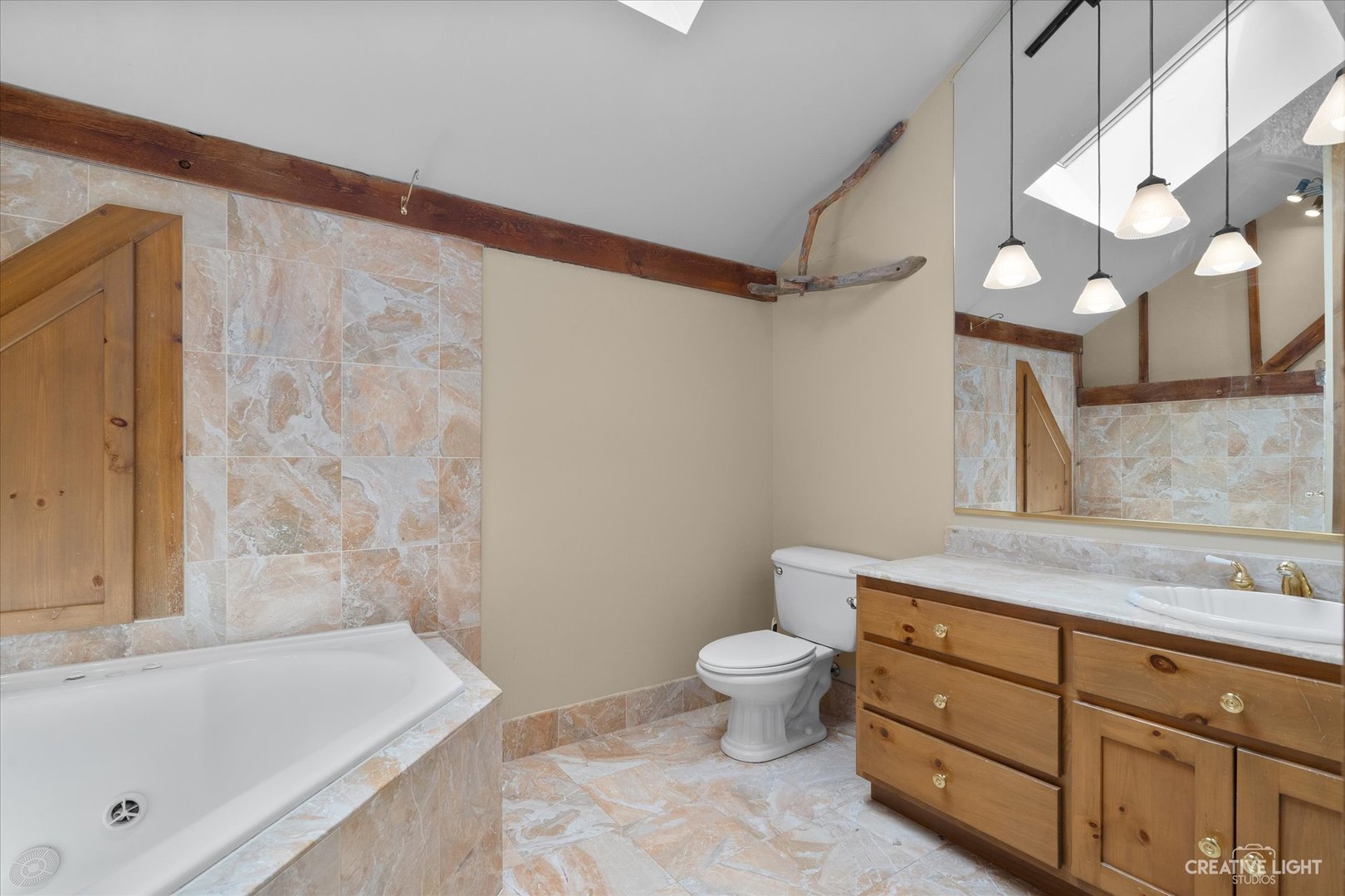51 Chippewa Drive, Oswego, IL 60543