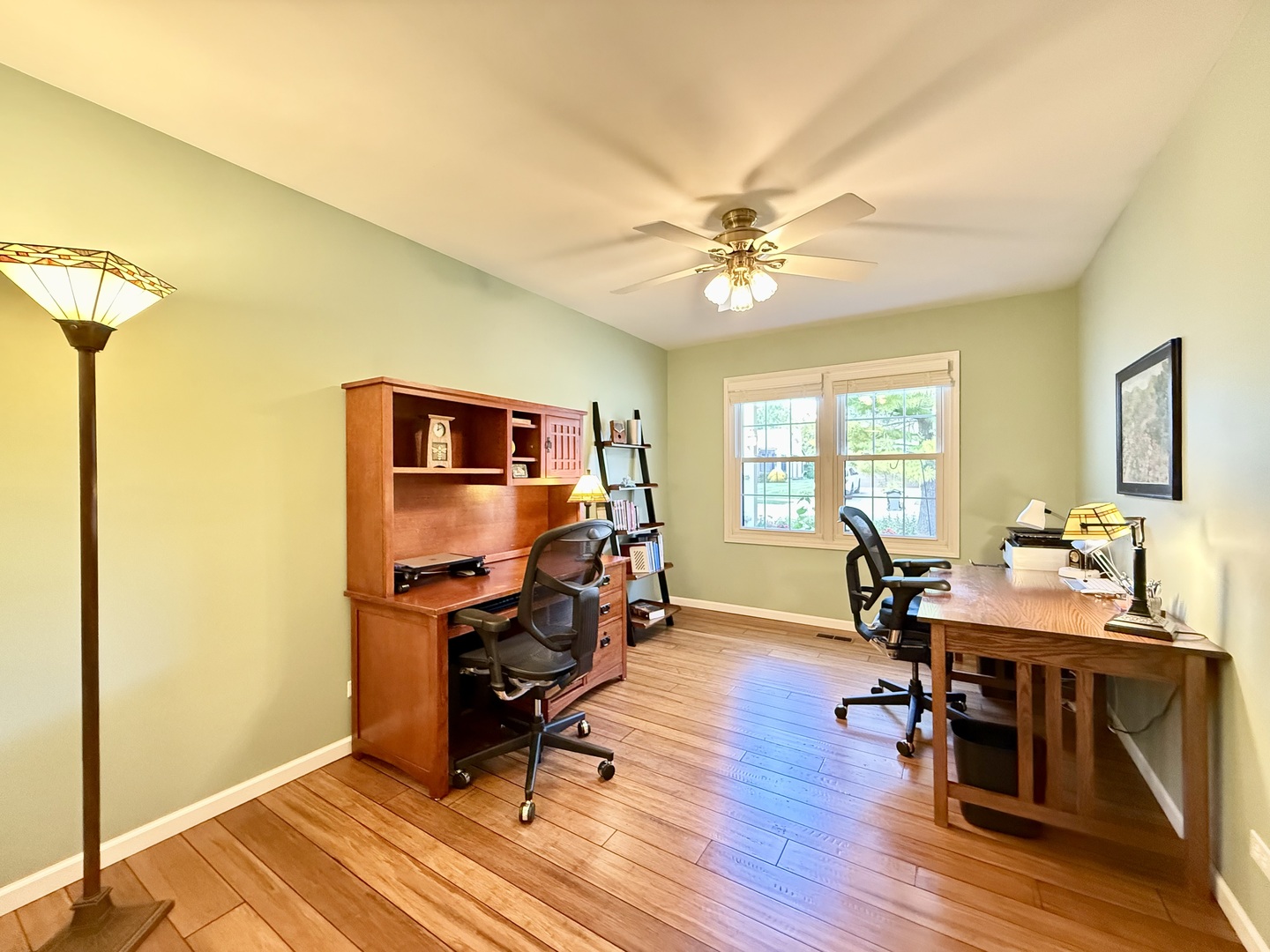 1118 Oakview Drive, Wheaton, IL 60187