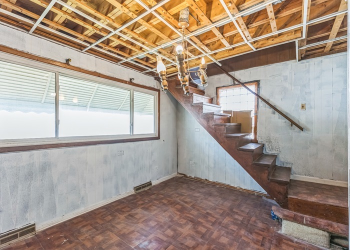 1102 31st Avenue, Bellwood, IL 60104