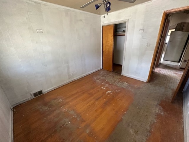 1102 31st Avenue, Bellwood, IL 60104