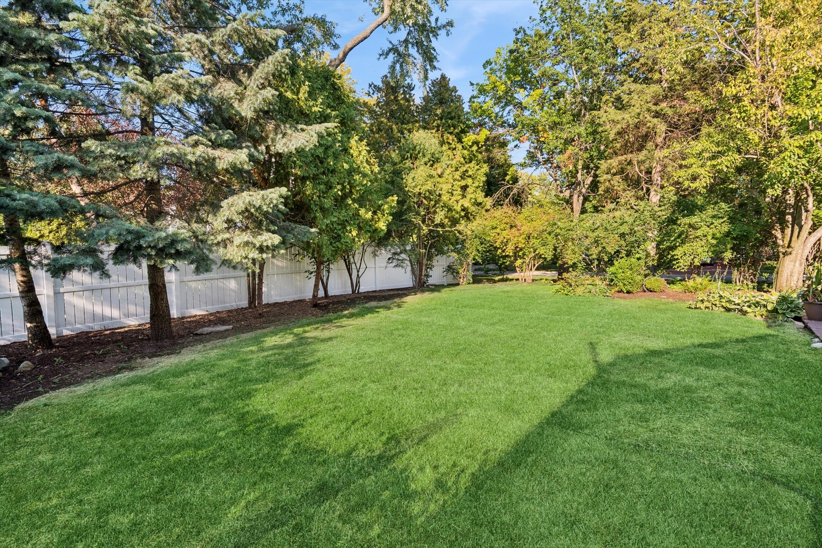 2400 Shasta Drive, Lisle, IL 60532