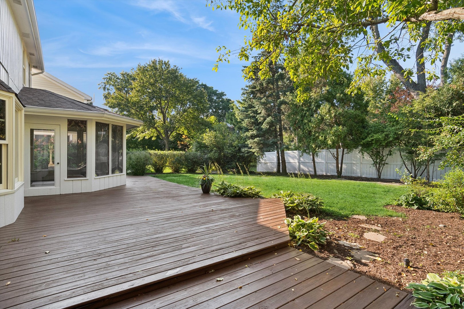 2400 Shasta Drive, Lisle, IL 60532