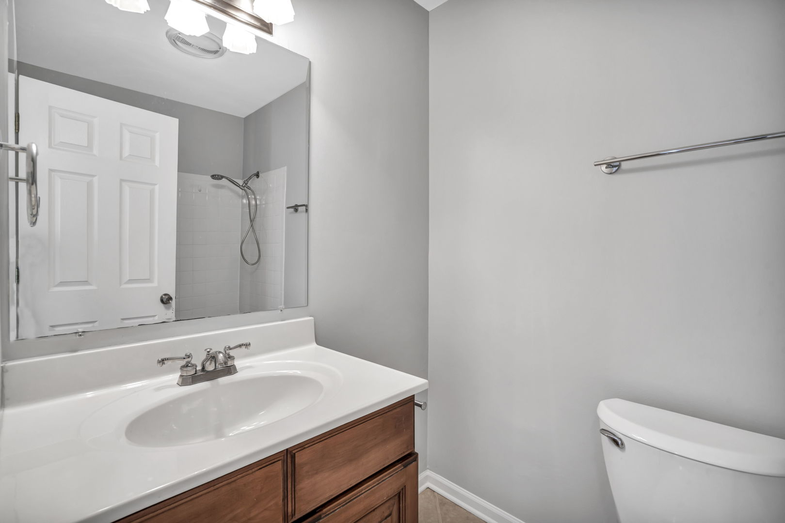 5400 Astor Lane #212, Rolling Meadows, IL 60008