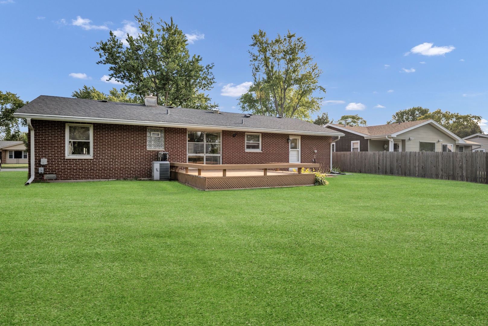 236 Clearmont Drive, Elk Grove Village, IL 60007