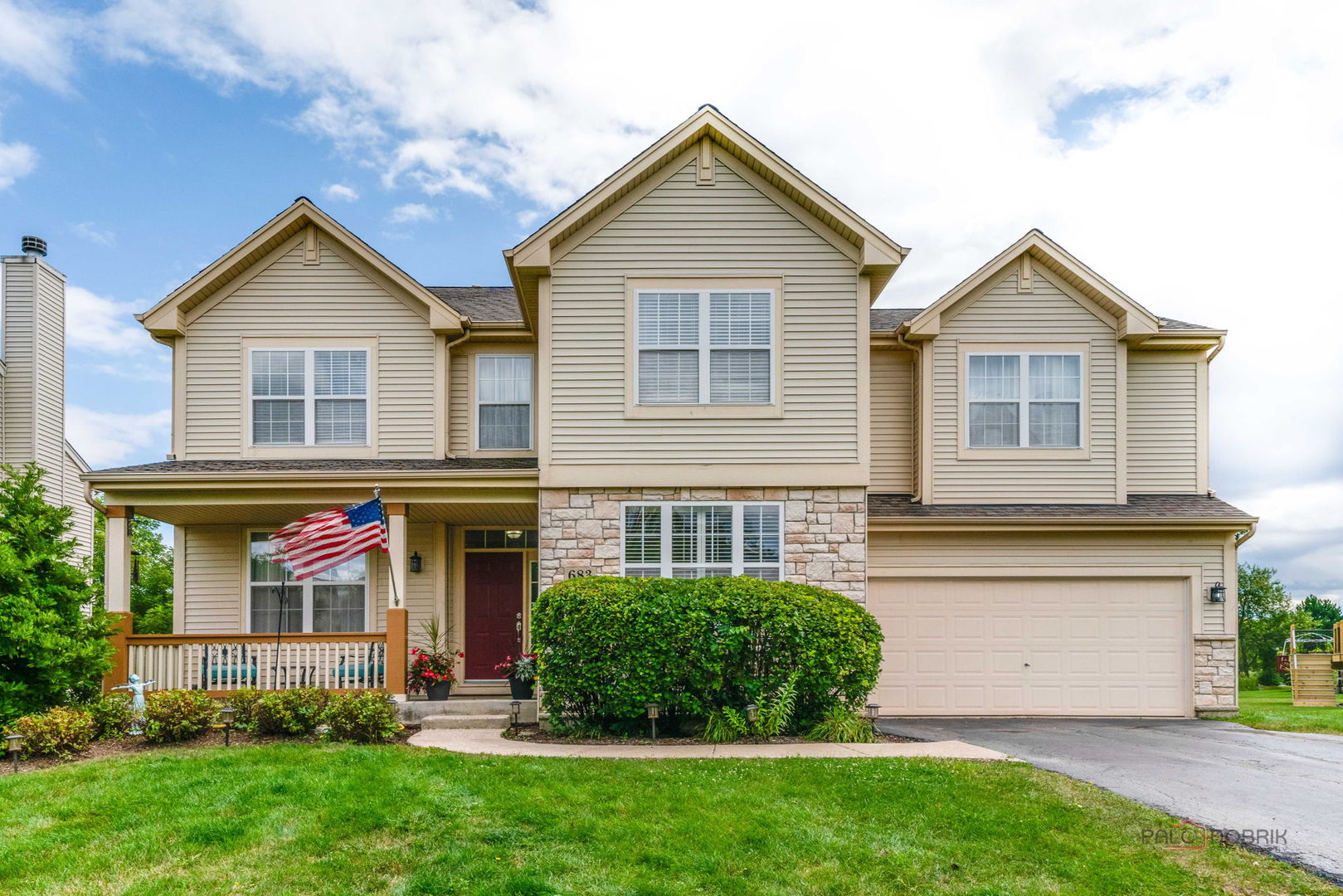 683 Niagara Drive, Volo, IL 60073