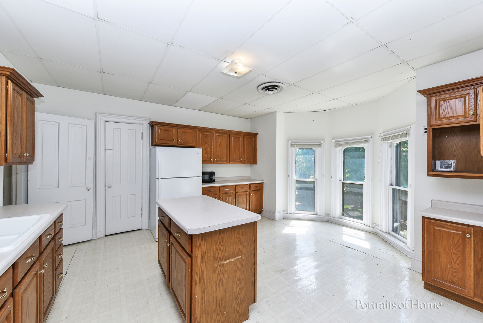 205 N Wright Street, Naperville, IL 60540