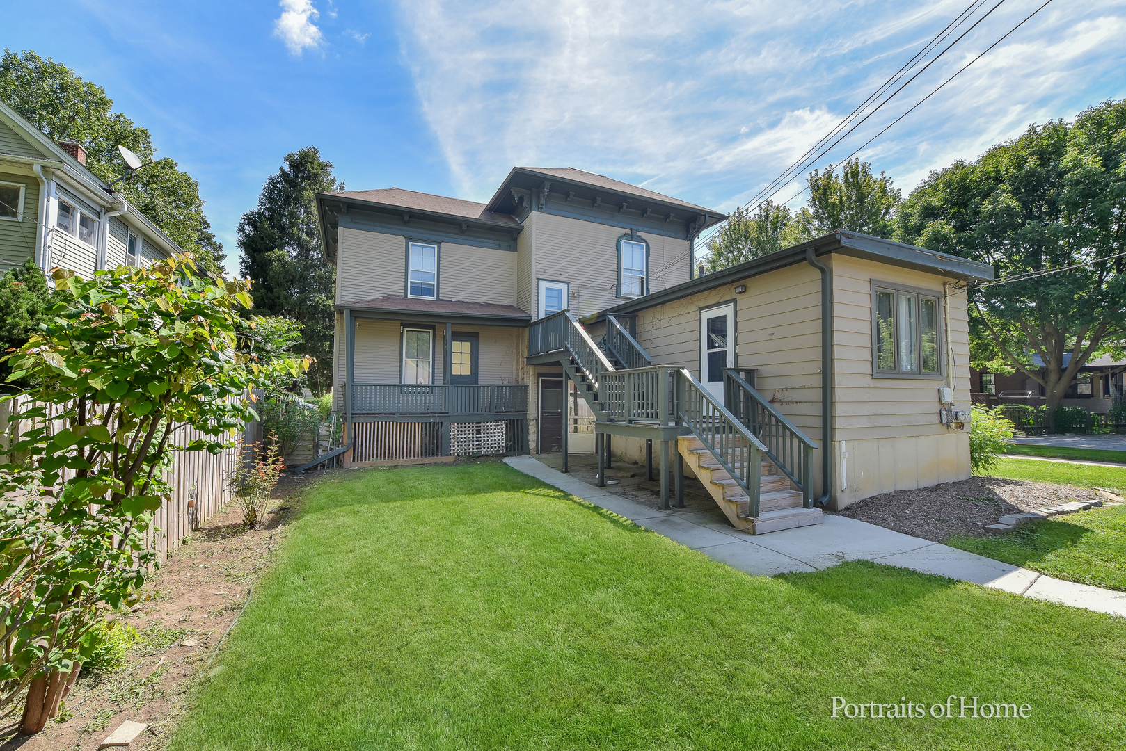 205 N Wright Street, Naperville, IL 60540