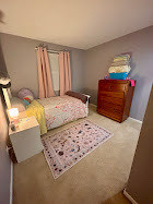 215 Ridgewood Drive, Woodstock, IL 60098