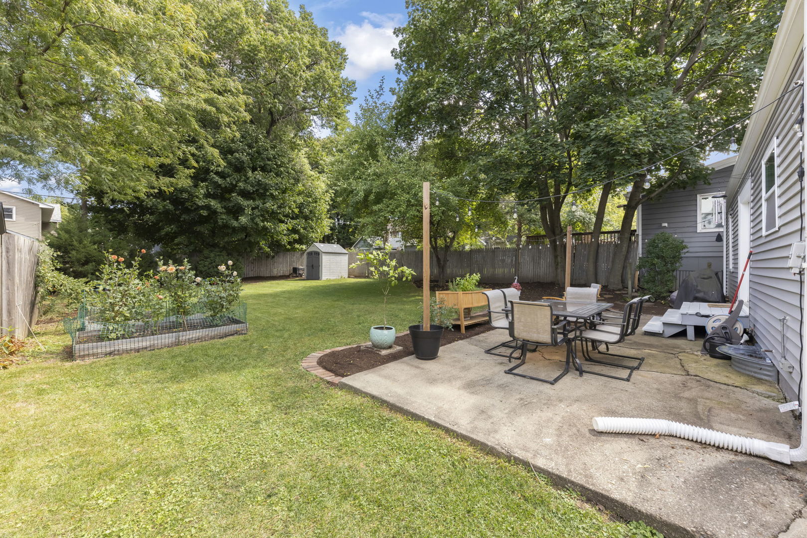 308 S 12th Avenue, St. Charles, IL 60174