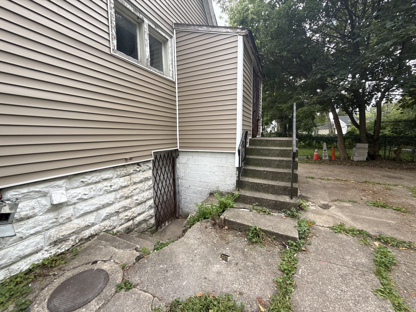 11548 S State Street, Chicago, IL 60628