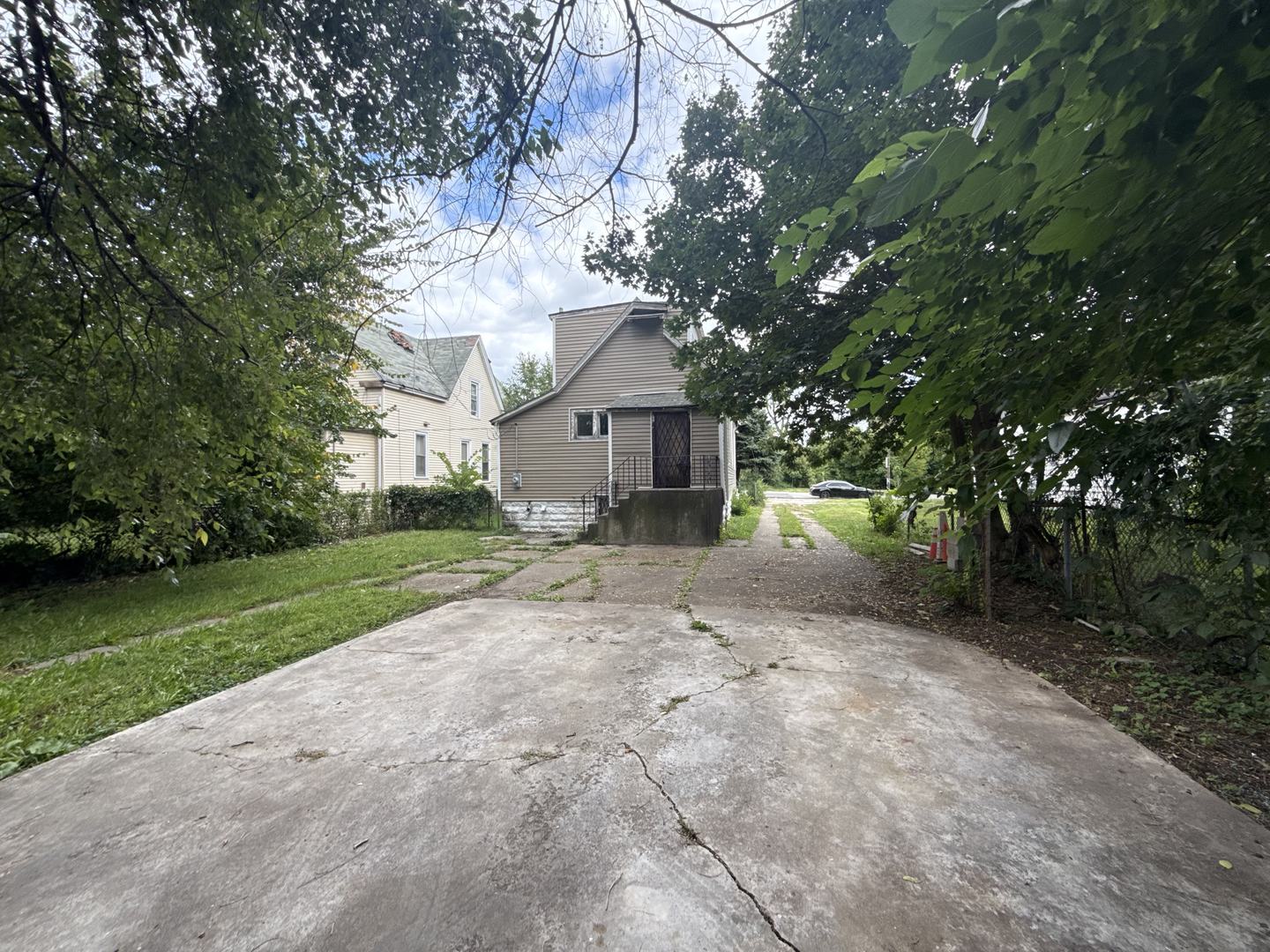 11548 S State Street, Chicago, IL 60628