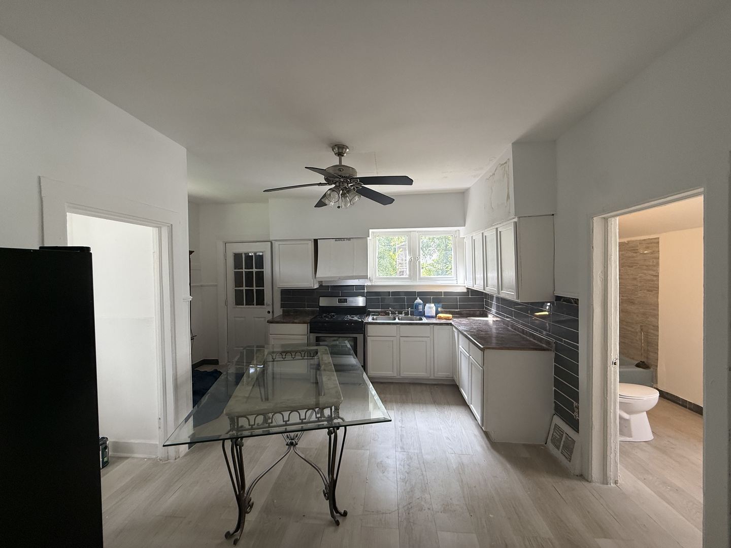 11548 S State Street, Chicago, IL 60628