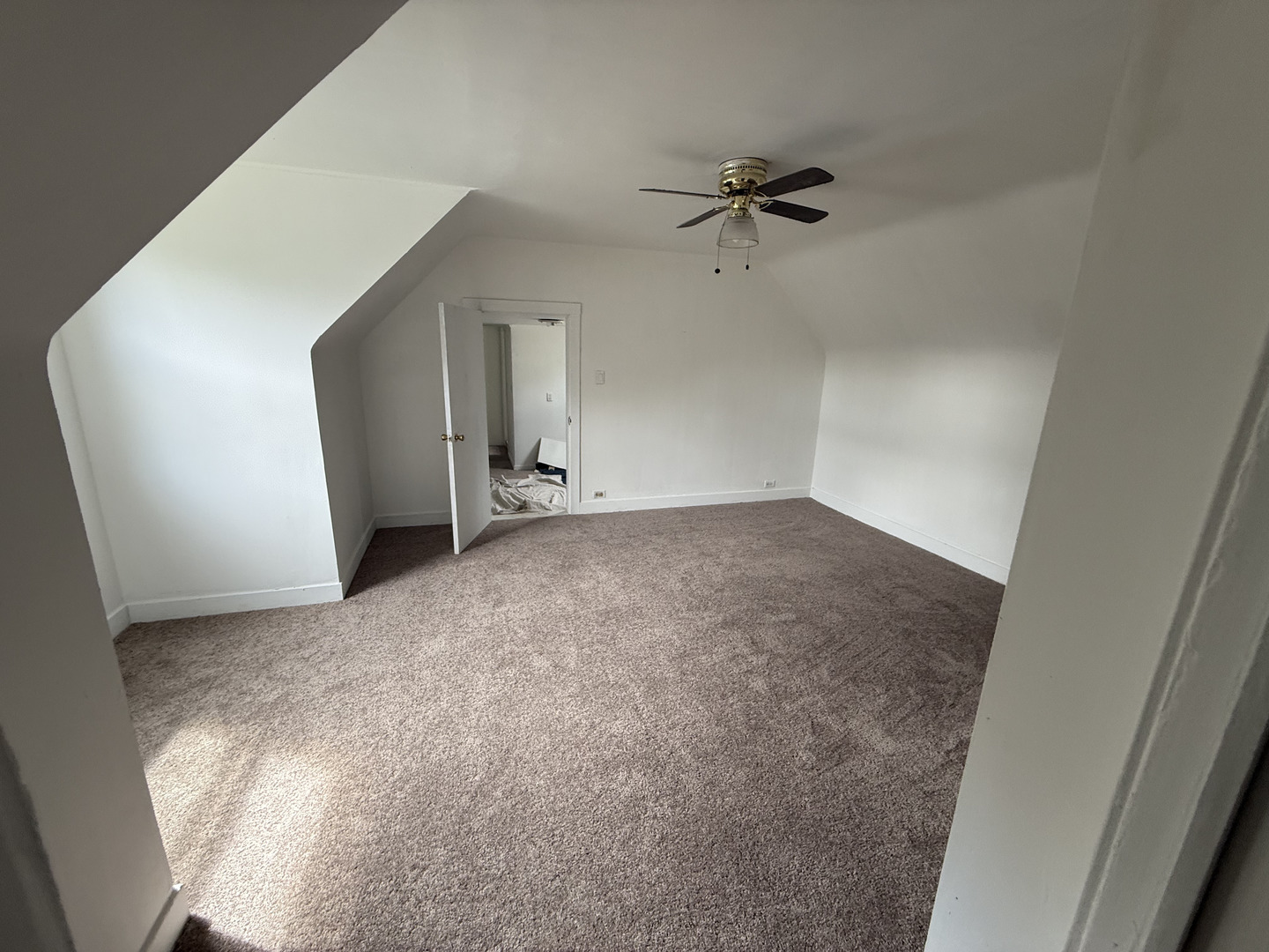 11548 S State Street, Chicago, IL 60628