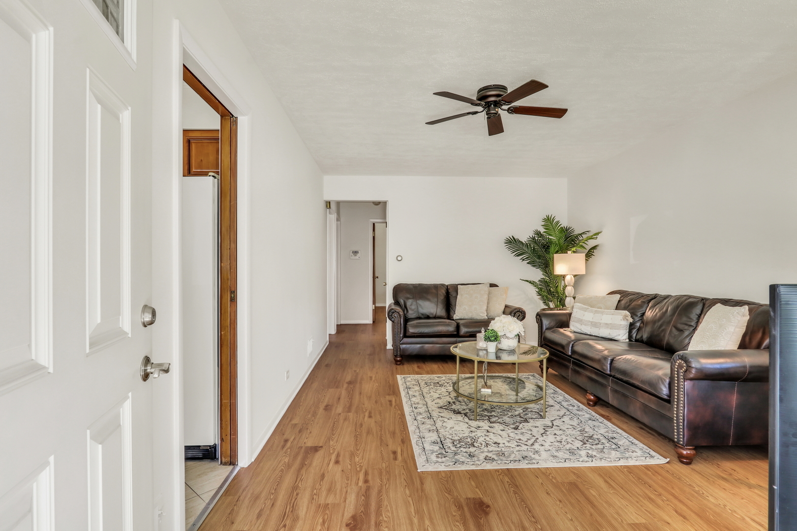 4858 W Strong Street, Chicago, IL 60630