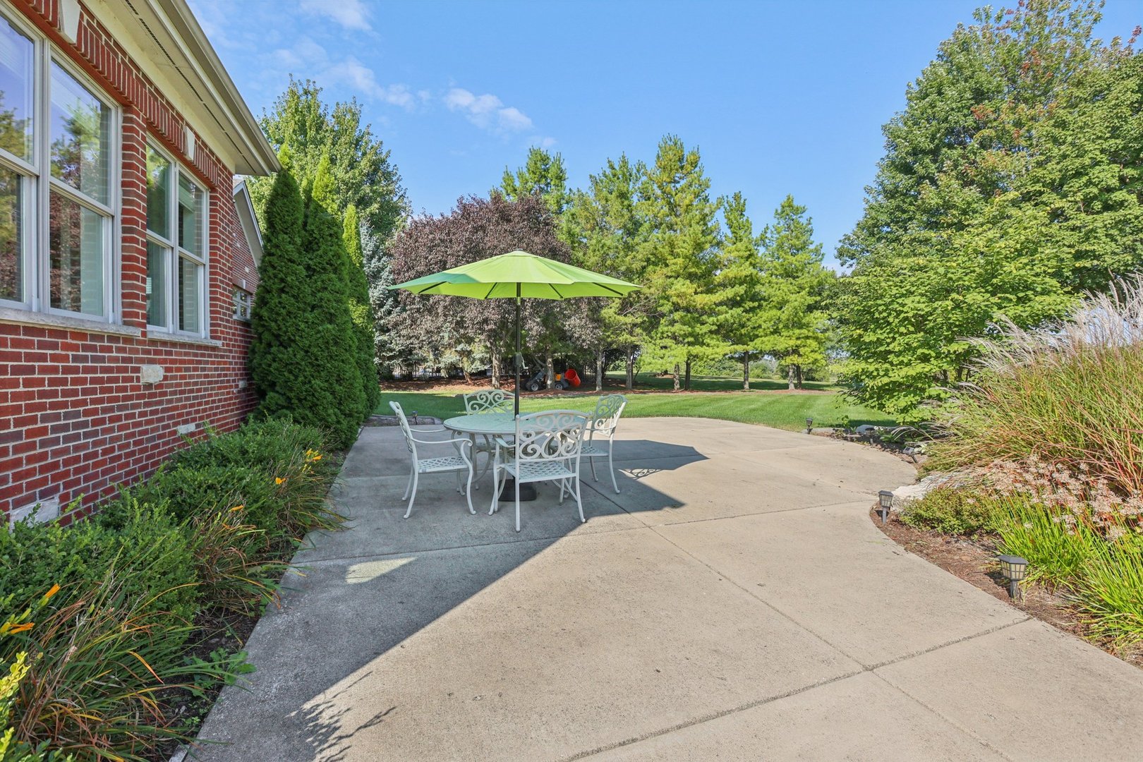 9804 Palmer Drive, Lakewood, IL 60014