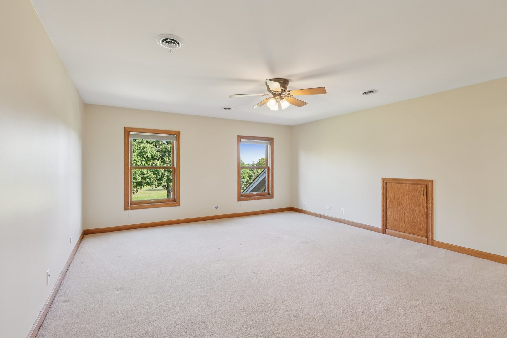 9804 Palmer Drive, Lakewood, IL 60014