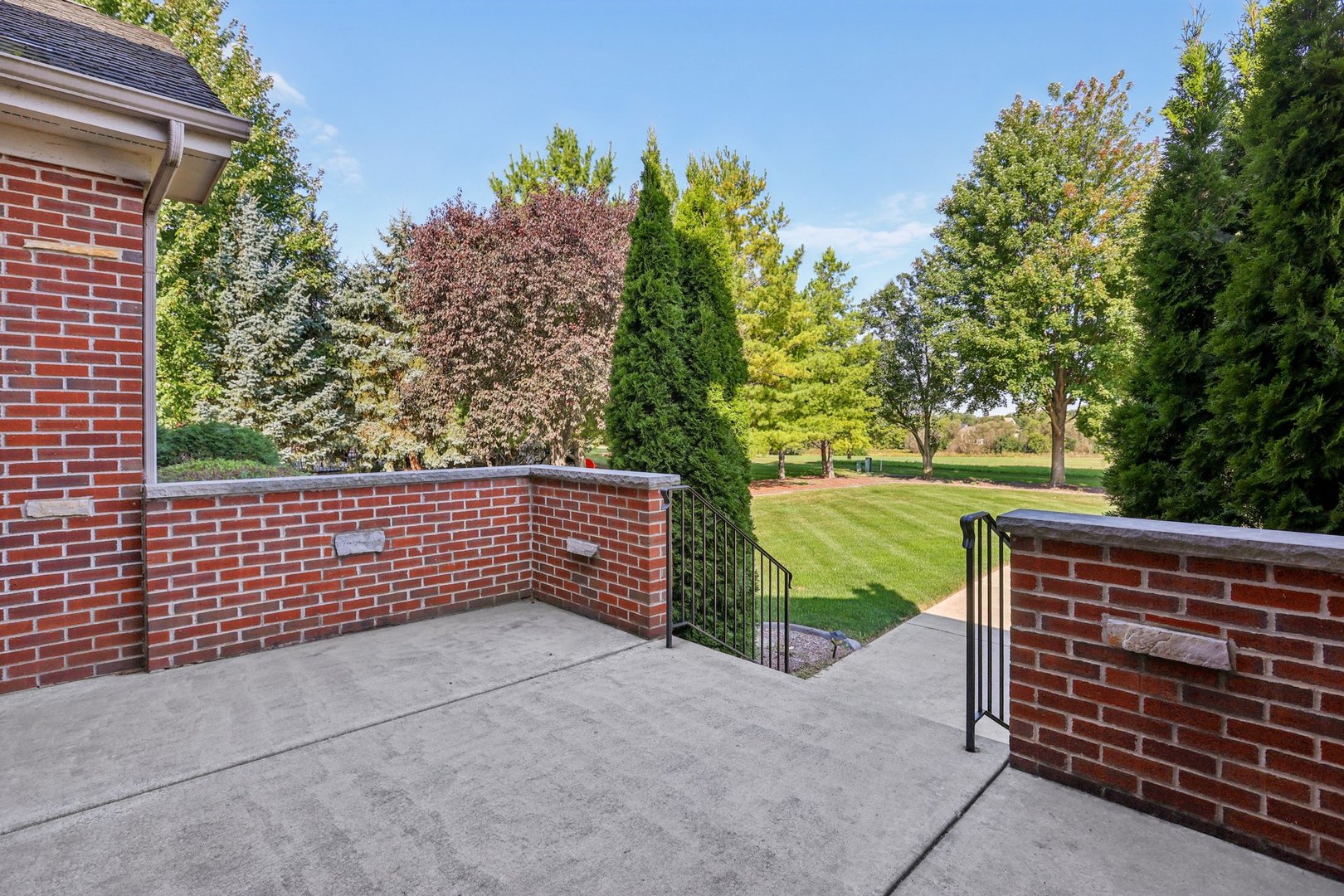 9804 Palmer Drive, Lakewood, IL 60014