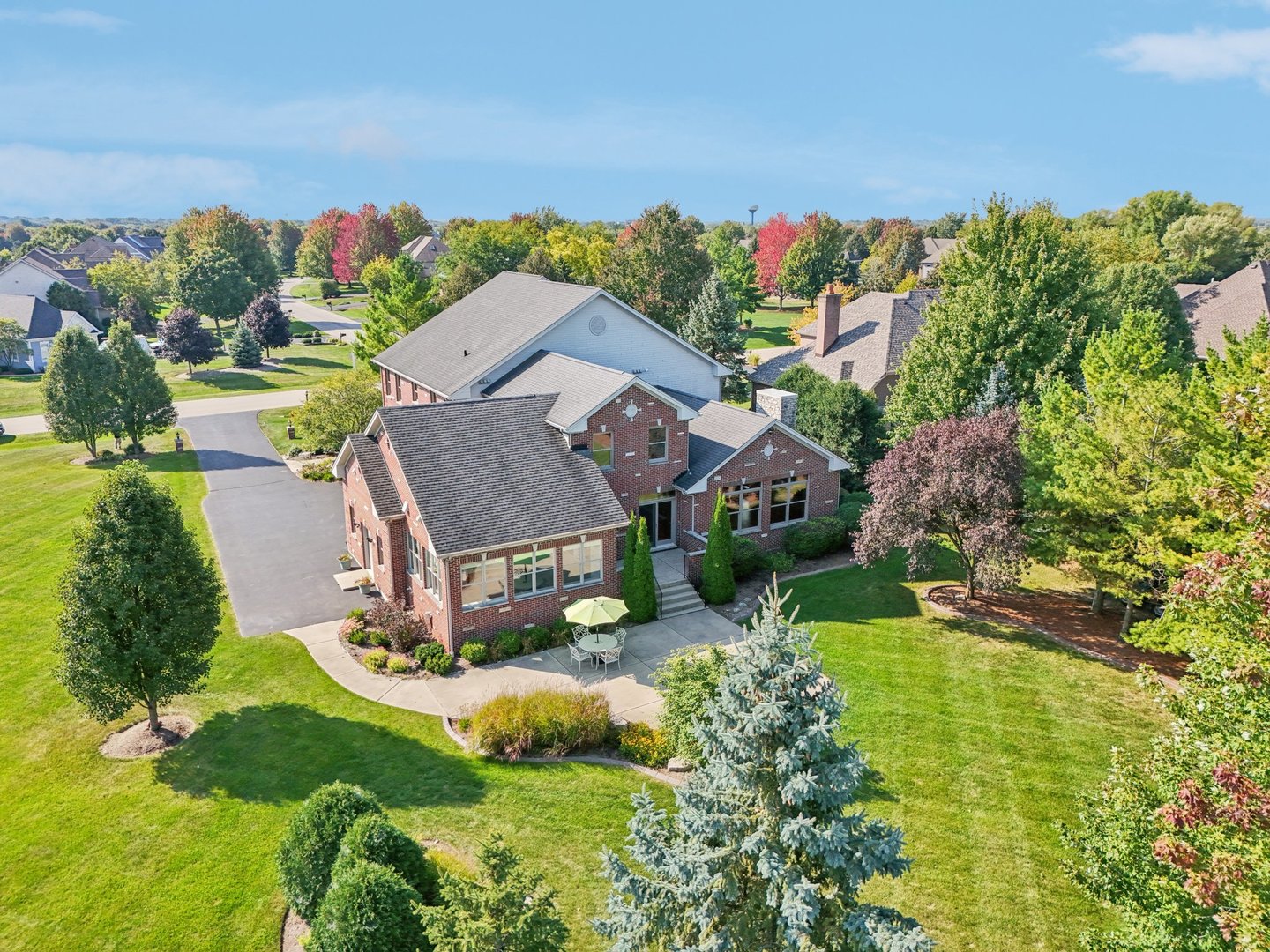 9804 Palmer Drive, Lakewood, IL 60014