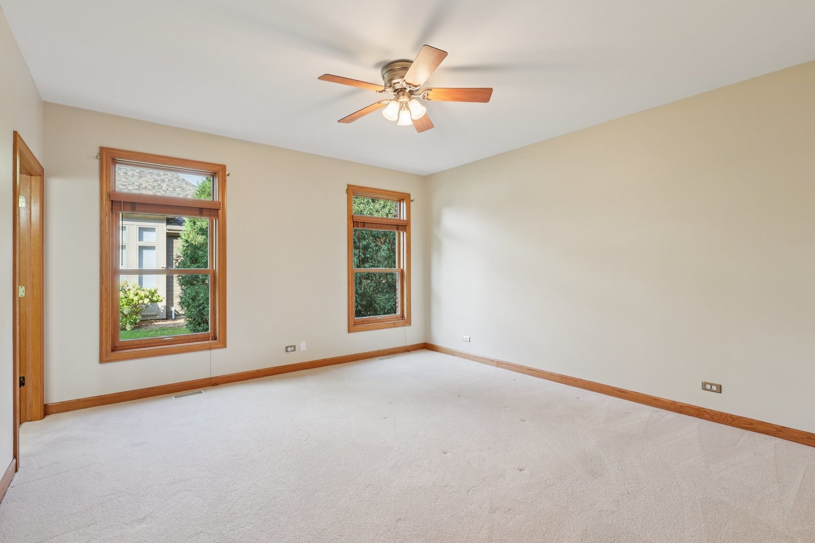 9804 Palmer Drive, Lakewood, IL 60014