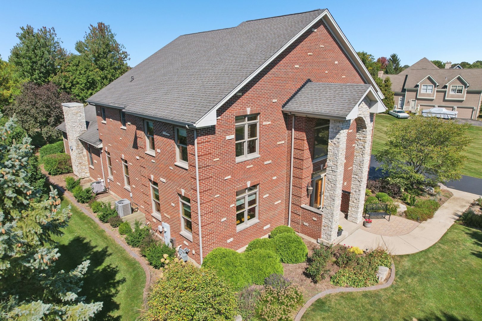 9804 Palmer Drive, Lakewood, IL 60014