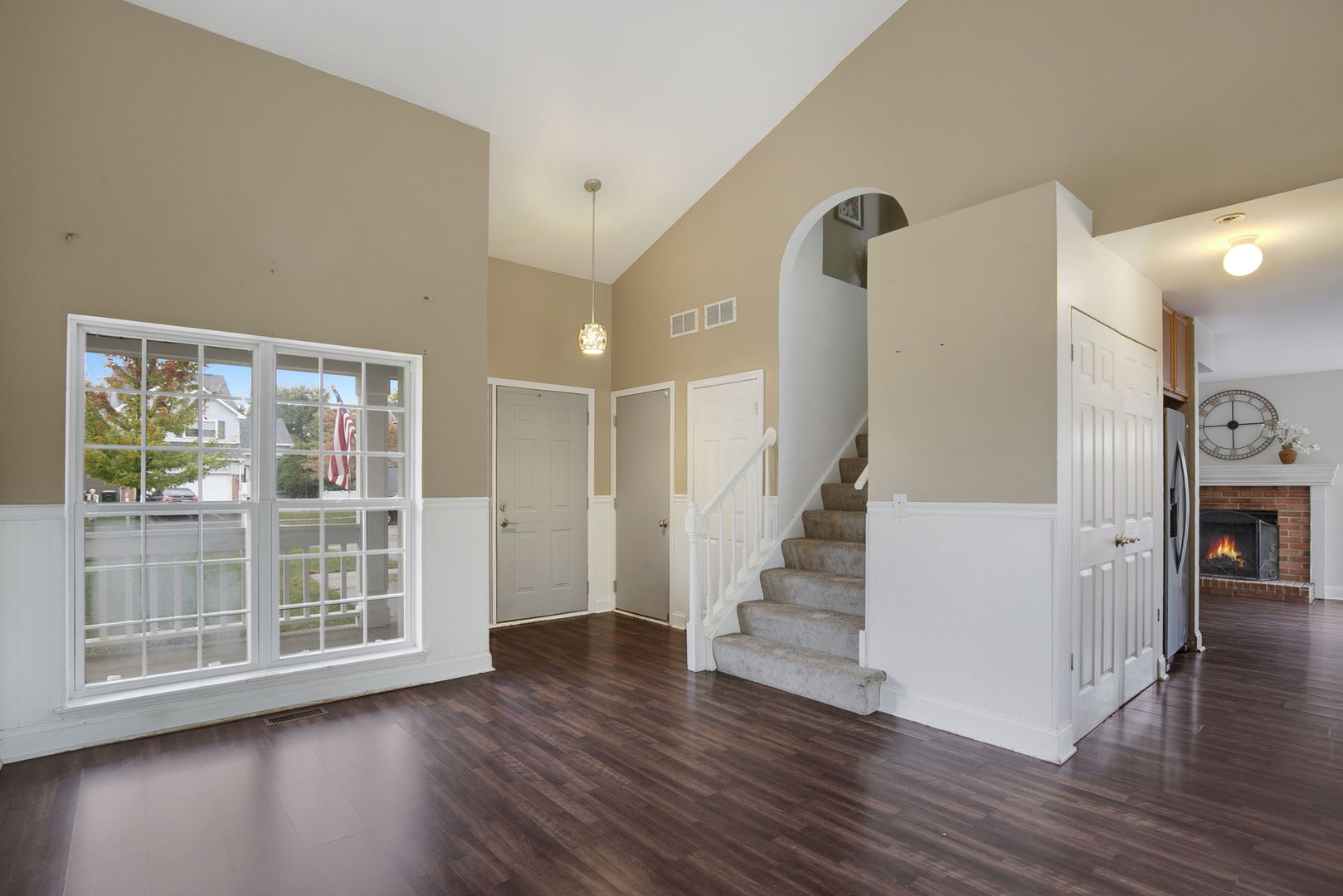 51 W Rustic Lane, Round Lake Beach, IL 60073