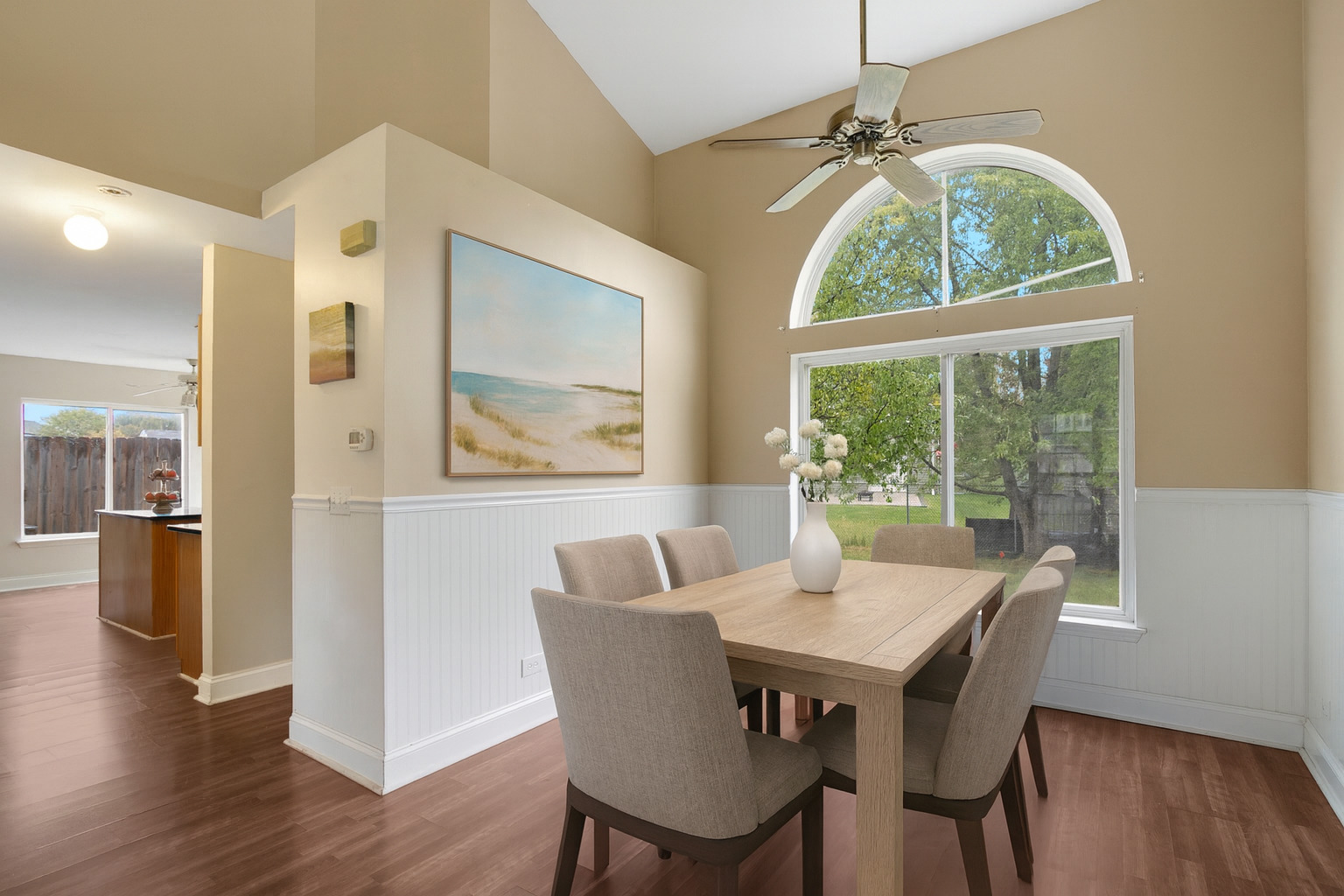 51 W Rustic Lane, Round Lake Beach, IL 60073