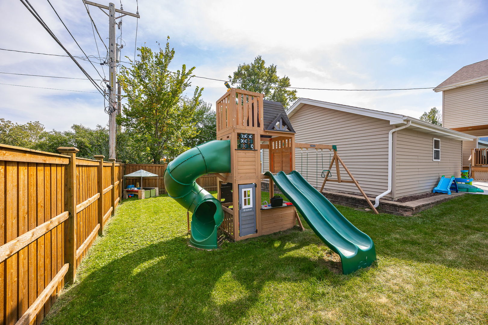 4339 Linscott Avenue, Downers Grove, IL 60515