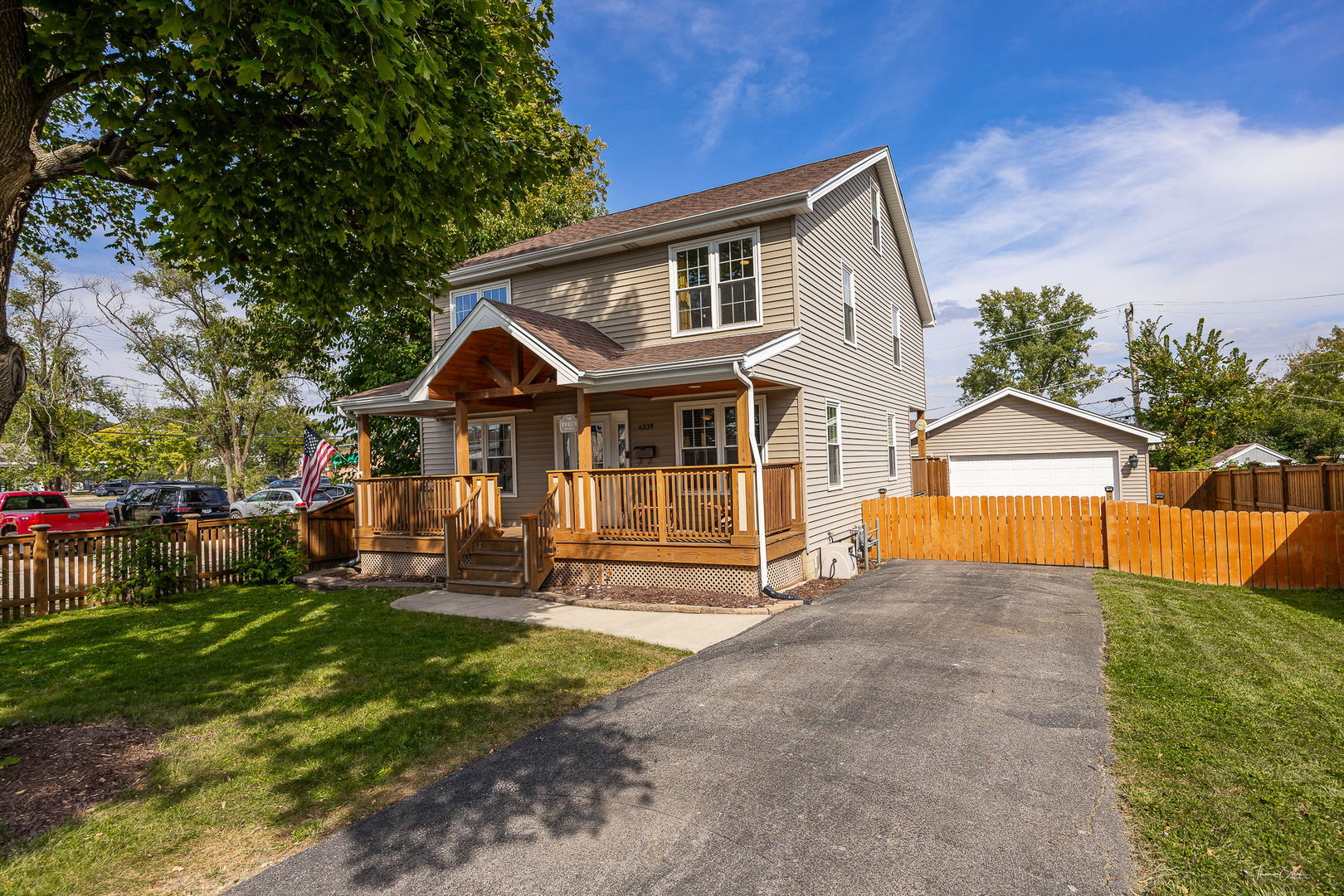4339 Linscott Avenue, Downers Grove, IL 60515