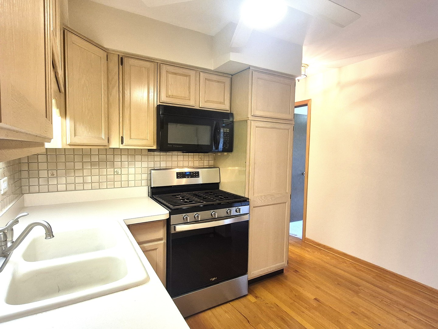 5715 Park Place #J2, Crestwood, IL 60418