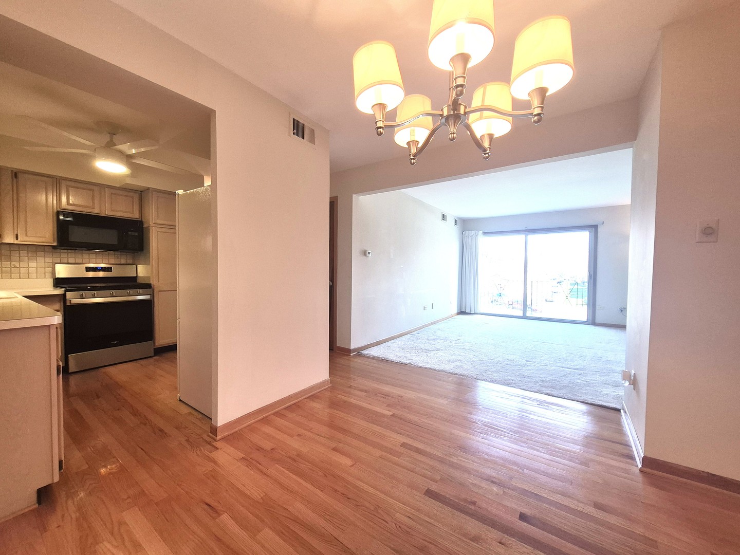 5715 Park Place #J2, Crestwood, IL 60418