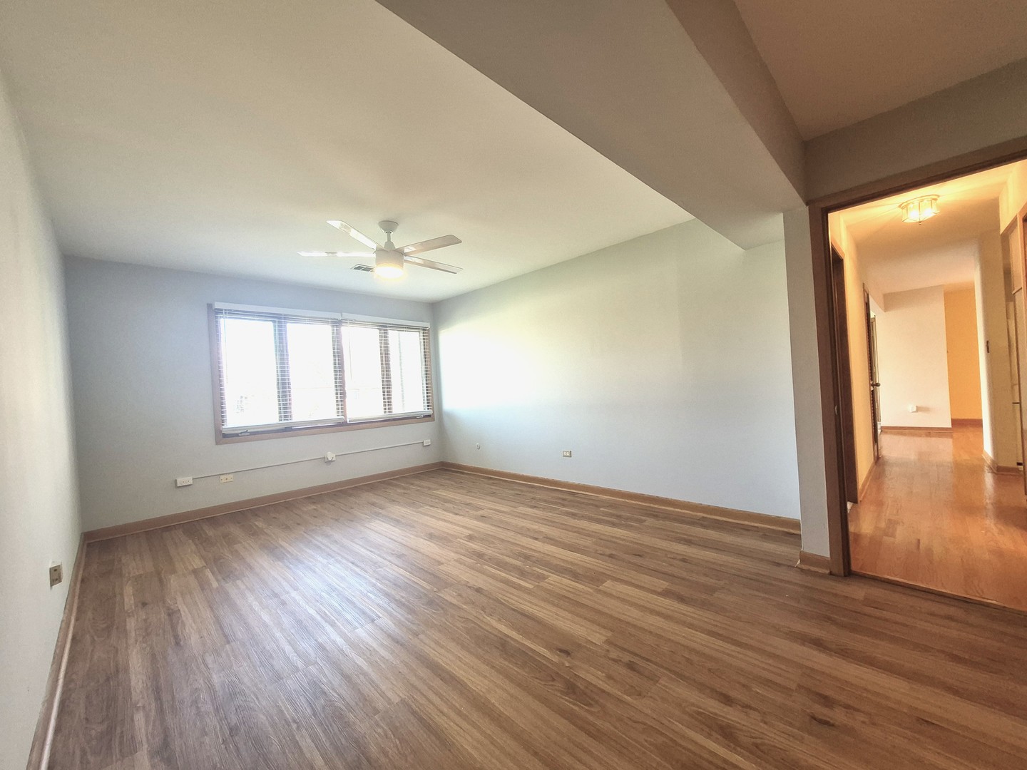 5715 Park Place #J2, Crestwood, IL 60418