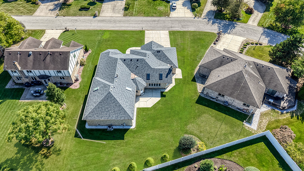 13132 W Beaver Lake Drive, Homer Glen, IL 60491