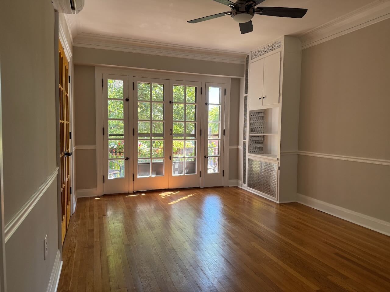 305 N Prairie Street #7, Champaign, IL 61820