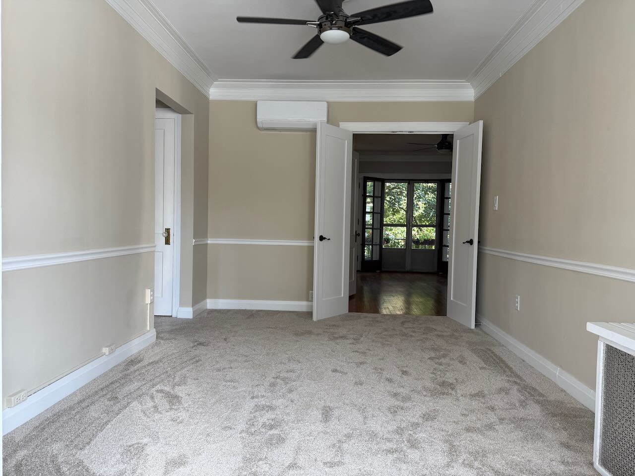 305 N Prairie Street #7, Champaign, IL 61820