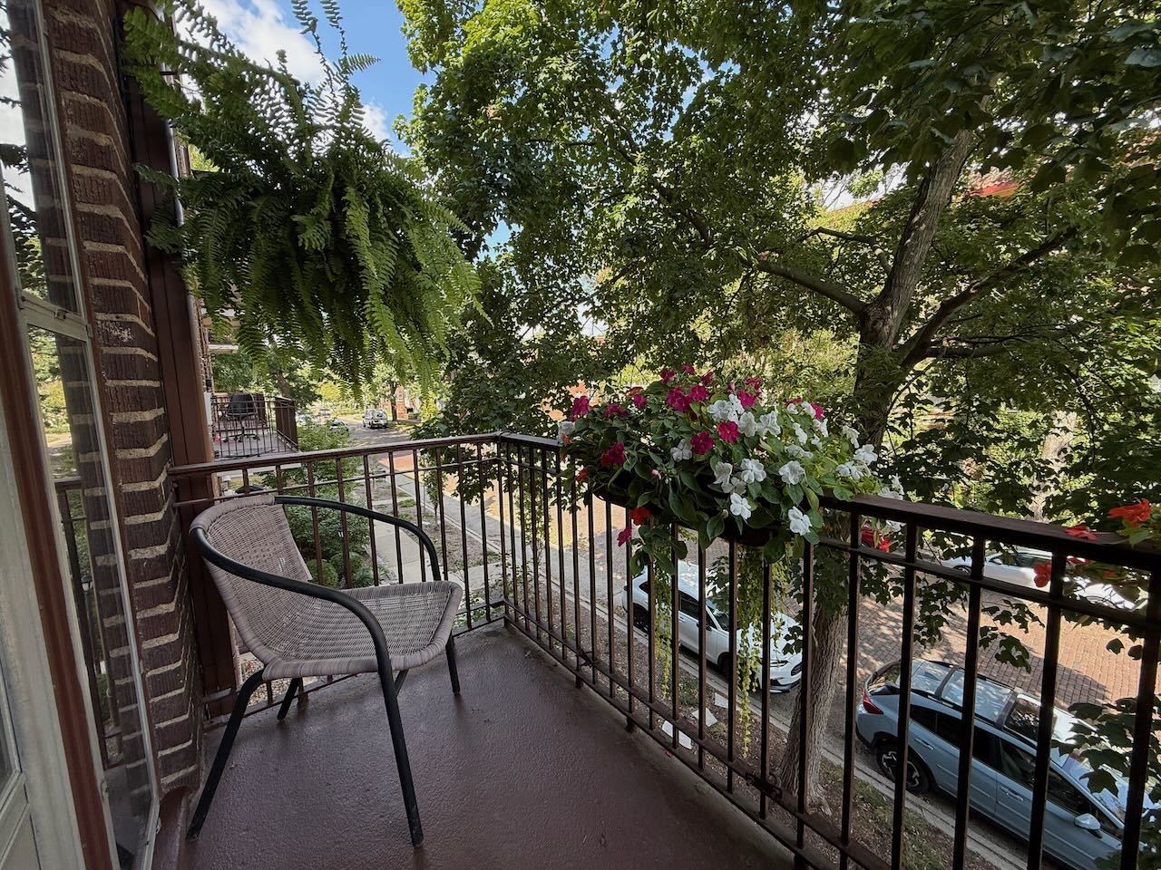 305 N Prairie Street #7, Champaign, IL 61820