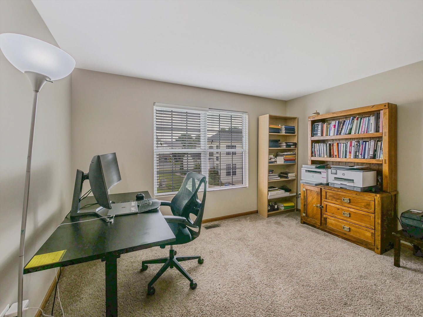 402 S Palmer Drive, Bolingbrook, IL 60490