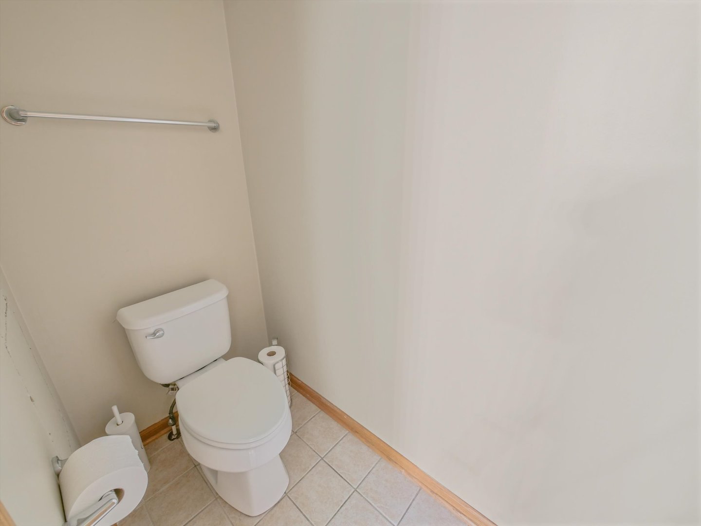 402 S Palmer Drive, Bolingbrook, IL 60490