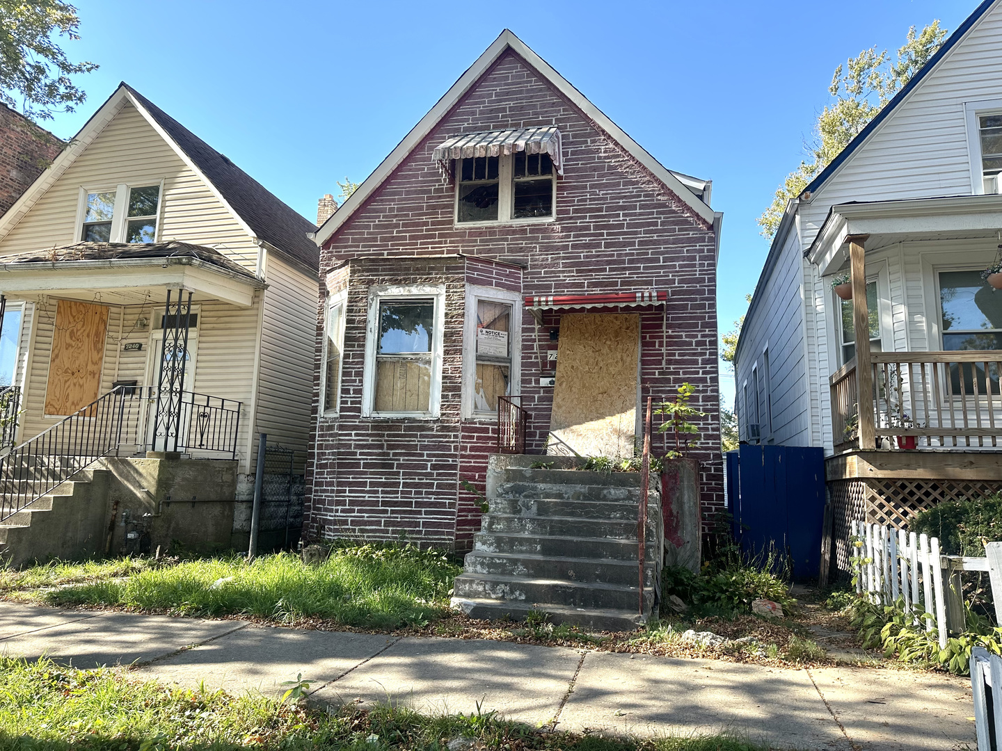 7238 S May Street, Chicago, IL 60621