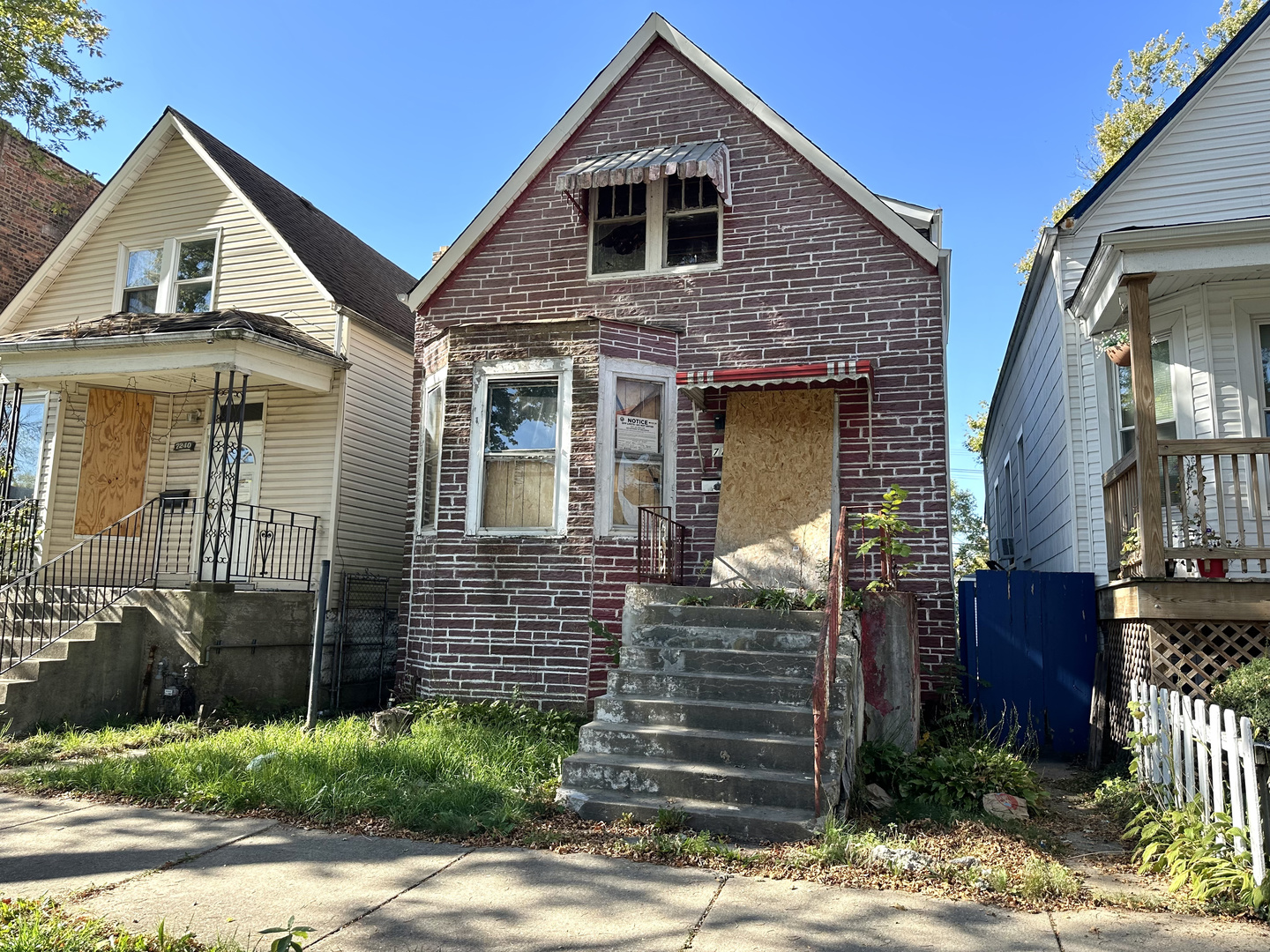 7238 S May Street, Chicago, IL 60621