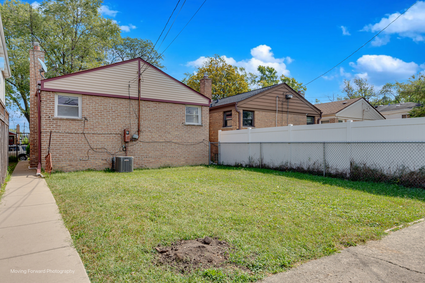 4540 S Leclaire Avenue, Chicago, IL 60638