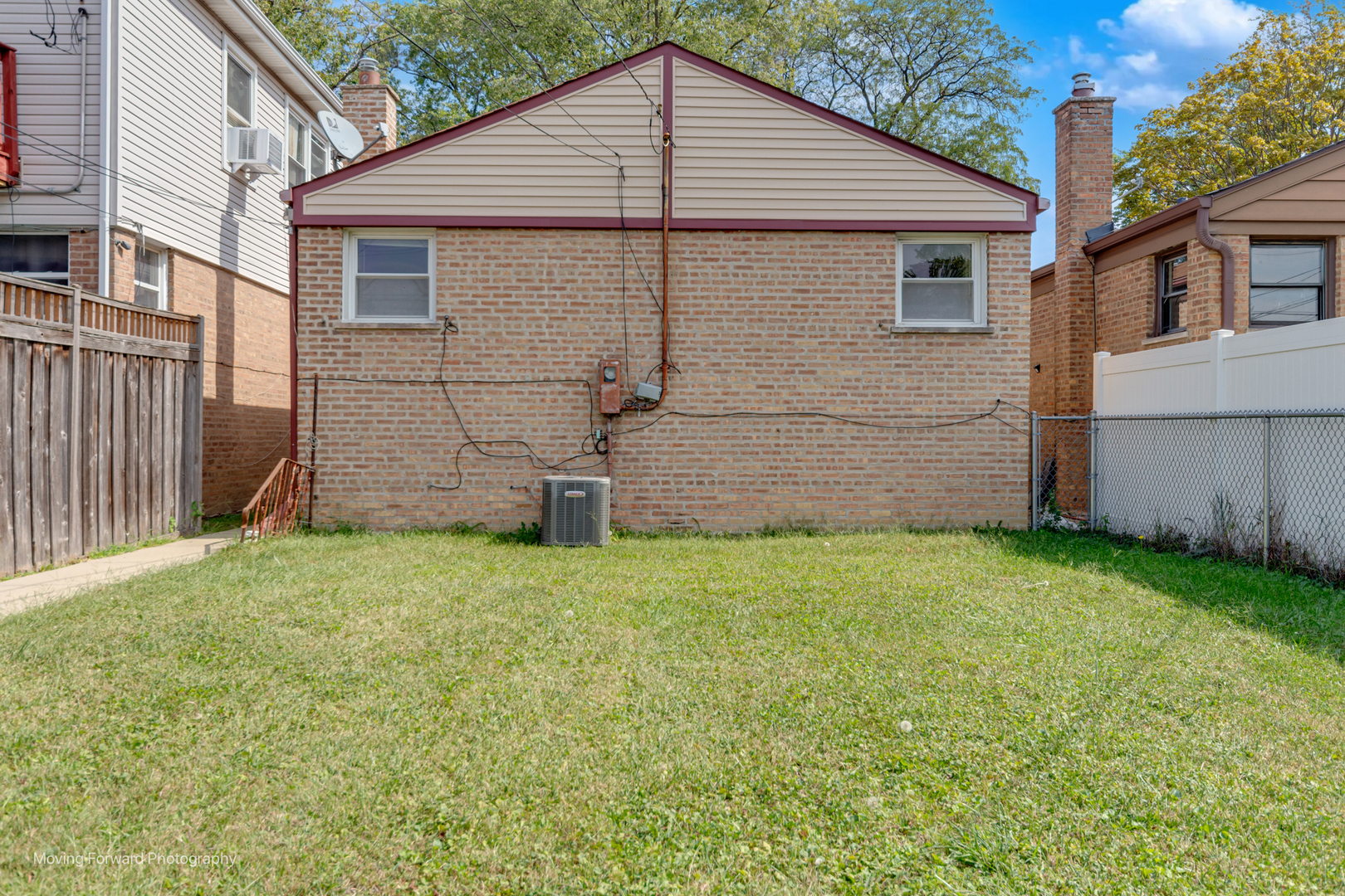 4540 S Leclaire Avenue, Chicago, IL 60638