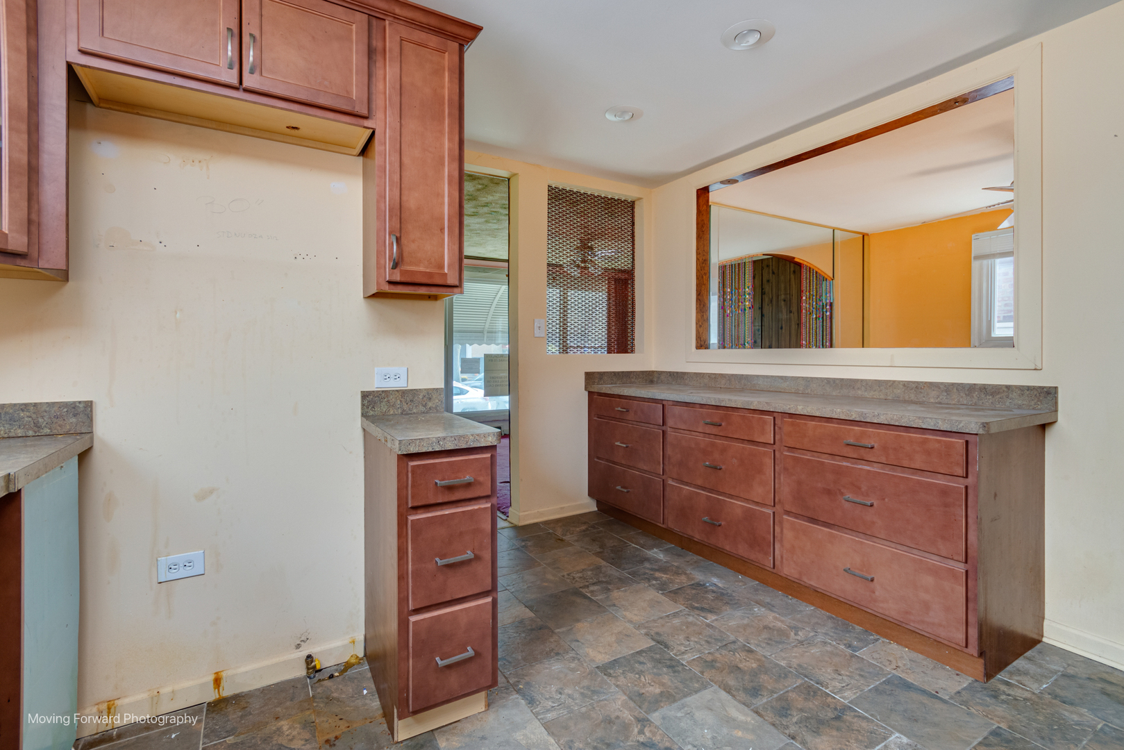 4540 S Leclaire Avenue, Chicago, IL 60638