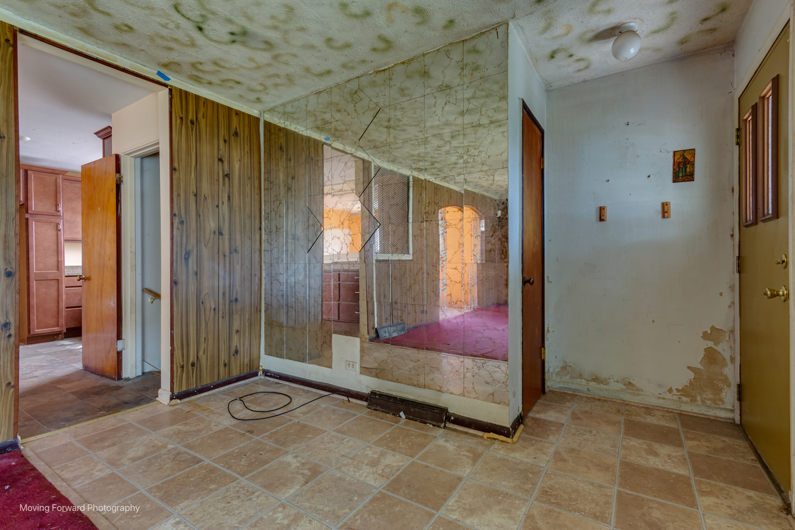 4540 S Leclaire Avenue, Chicago, IL 60638