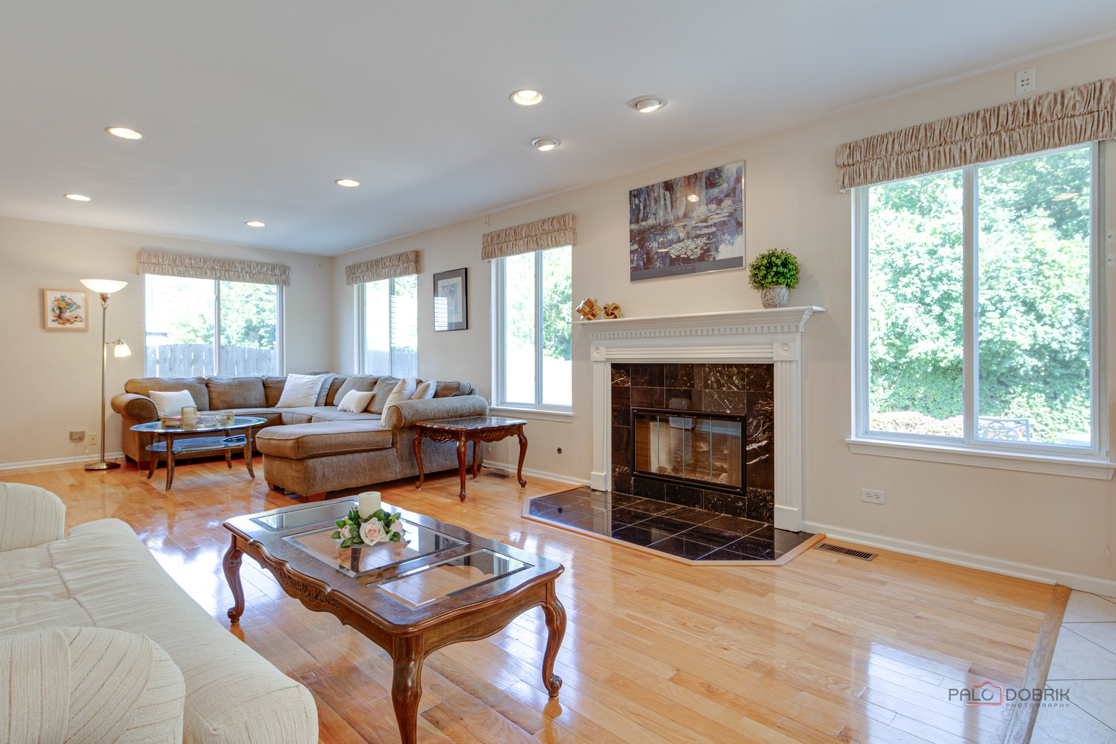 4482 W TUCKER Lane, Waukegan, IL 60085
